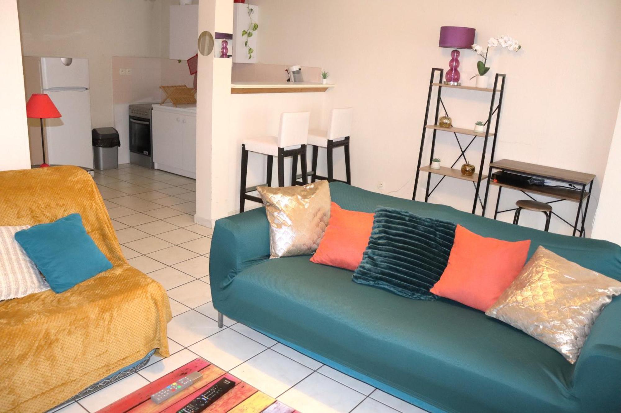 Apartment Le Madeleine - Parking Gratuit- Balcon - Fibre